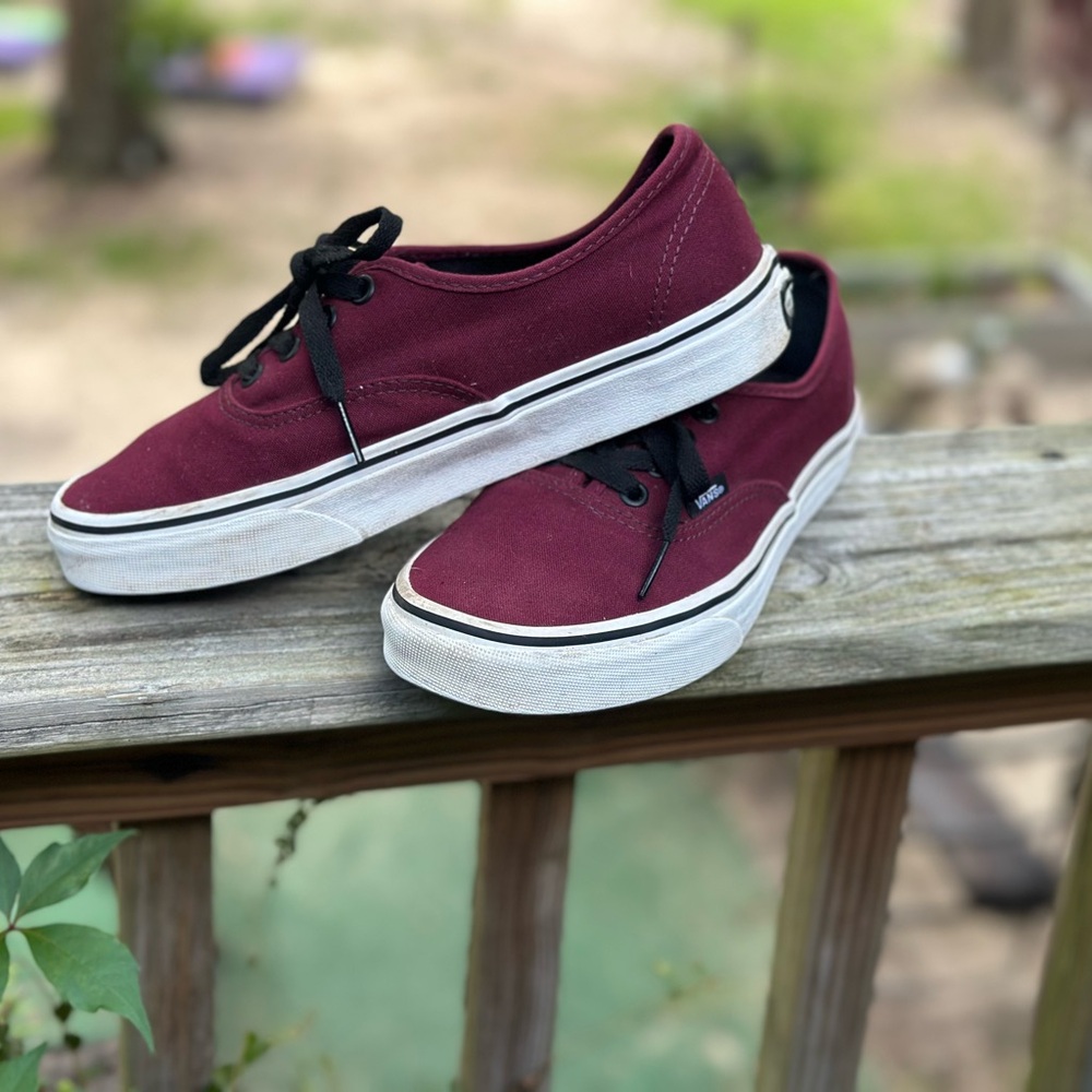 Vans Burgundy Sneakers with Black Laces